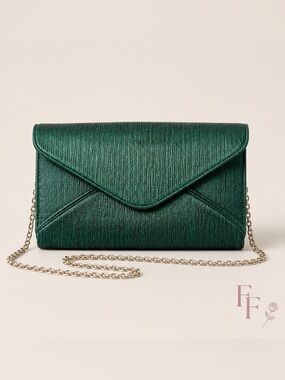 NWT Estee & Lilly Emerald Green Metallic Envelope Clutch Chain Strap Evening Bag